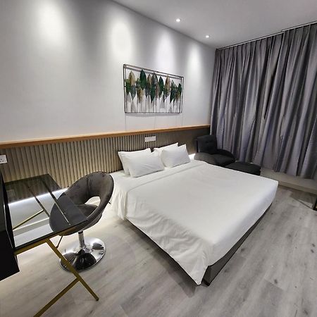One Point Hotel Kuching Ngoại thất bức ảnh