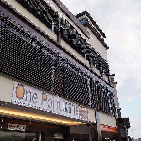 One Point Hotel Kuching Ngoại thất bức ảnh