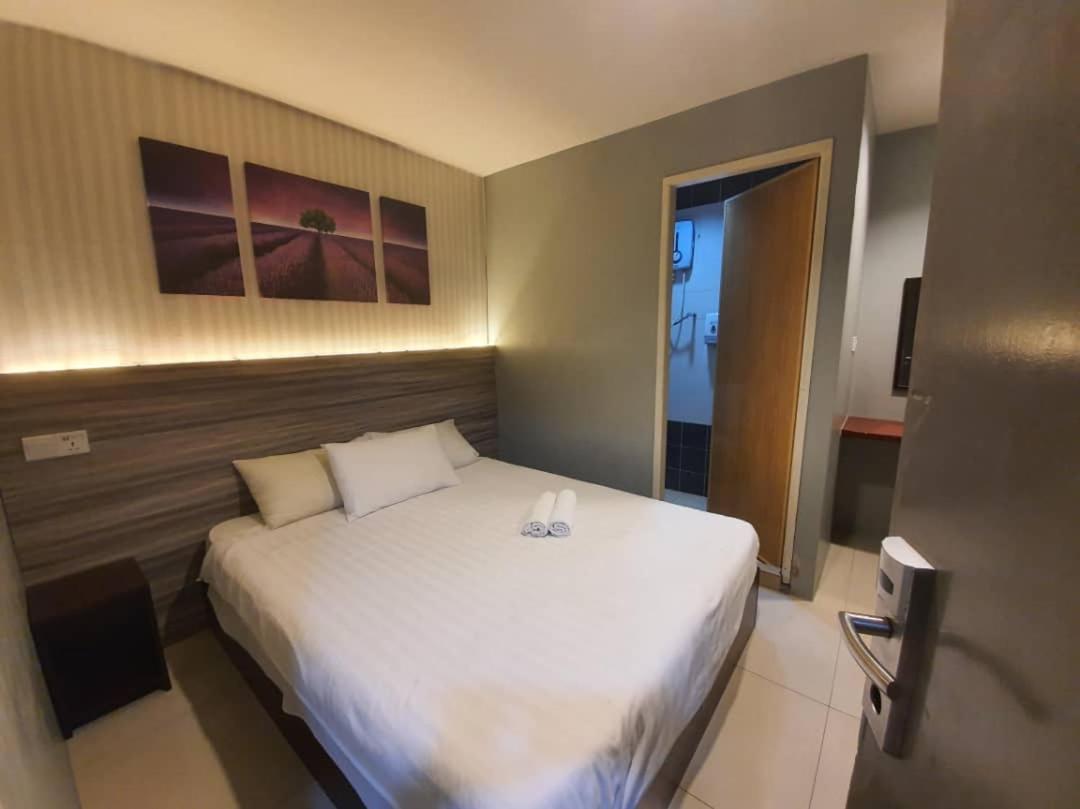 One Point Hotel Kuching Ngoại thất bức ảnh