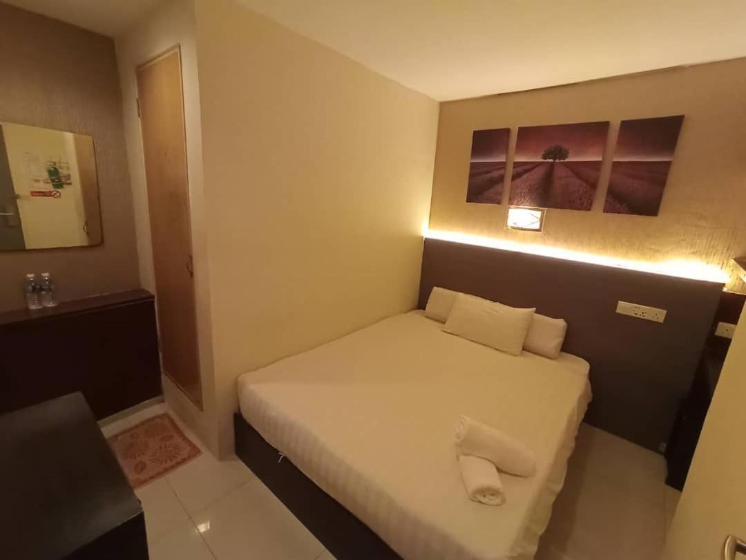 One Point Hotel Kuching Ngoại thất bức ảnh