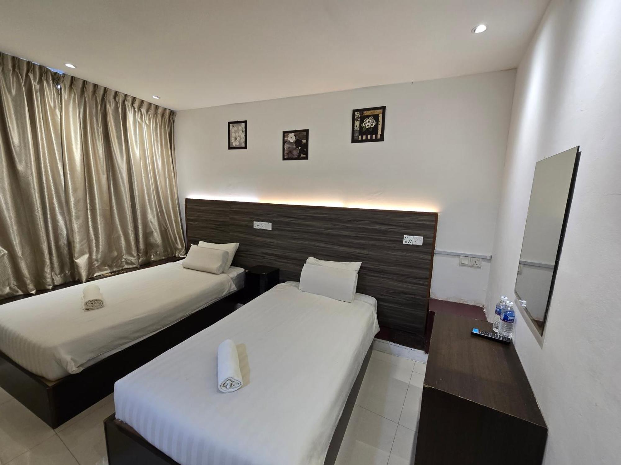One Point Hotel Kuching Ngoại thất bức ảnh