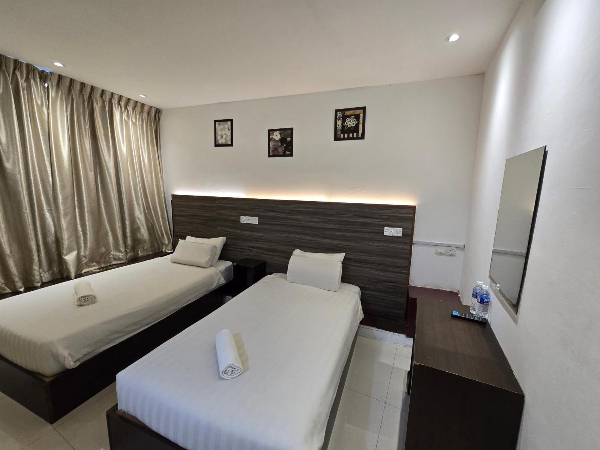 One Point Hotel Kuching Ngoại thất bức ảnh