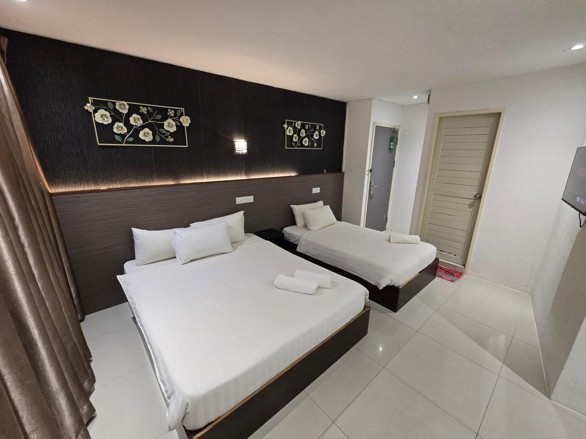 One Point Hotel Kuching Ngoại thất bức ảnh