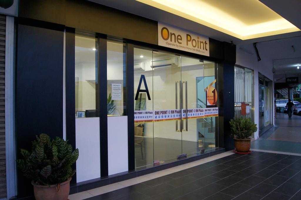 One Point Hotel Kuching Ngoại thất bức ảnh