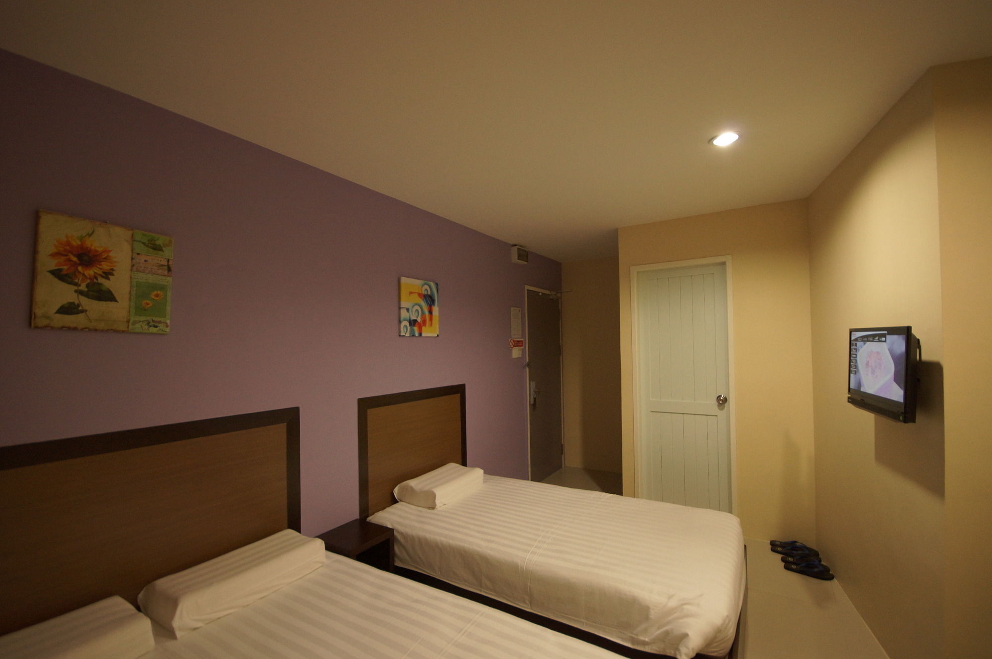 One Point Hotel Kuching Ngoại thất bức ảnh